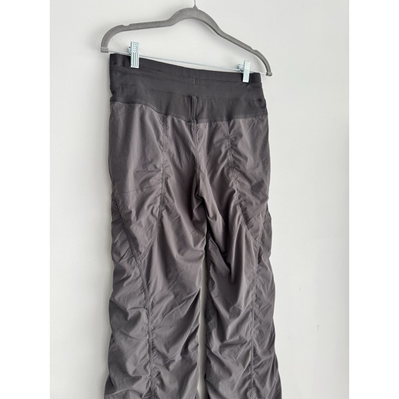 Lululemon  Womens Gray Dance Studio Pants Lined Sz 8 Stretch Active - Picture 9 of 10